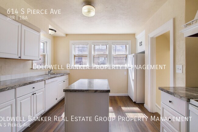 Building Photo - Beautiful Brick Single Family Home