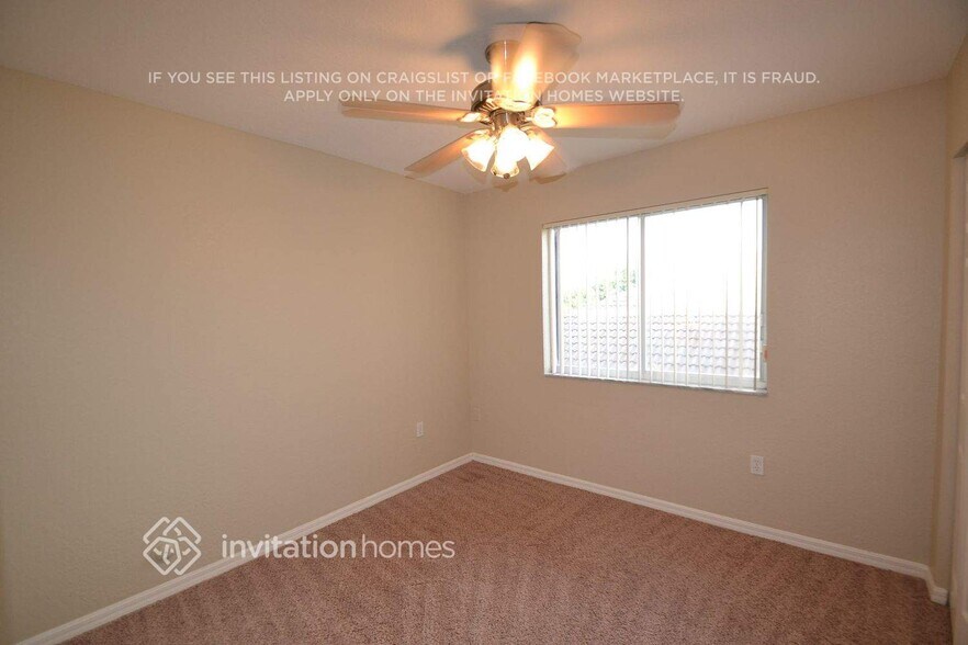 Building Photo - 2048 SW 176th Terrace