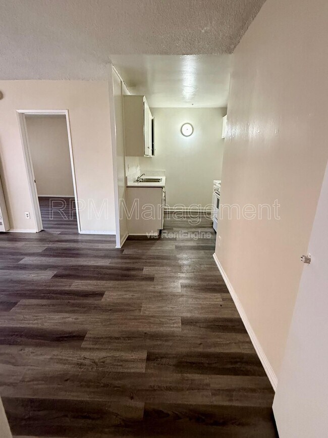 Building Photo - 6645 Etiwanda Ave