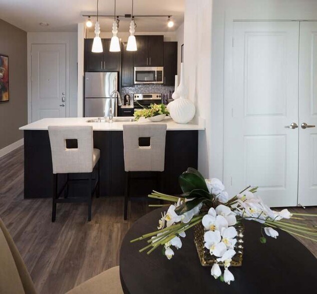 Primary Photo - The Grand at Legacy West