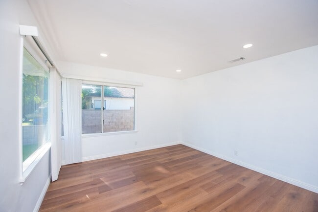 Building Photo - Remodeled Home