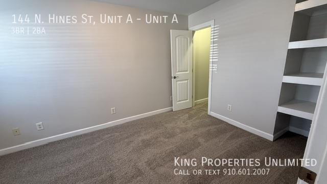 Building Photo - 144 N Hines St