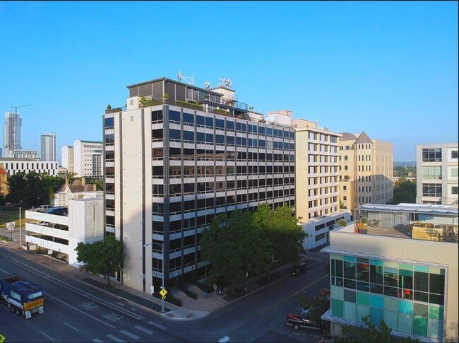 Building Photo - 1212 Guadalupe St