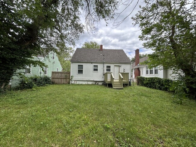 Building Photo - 7122 Indiana Ave