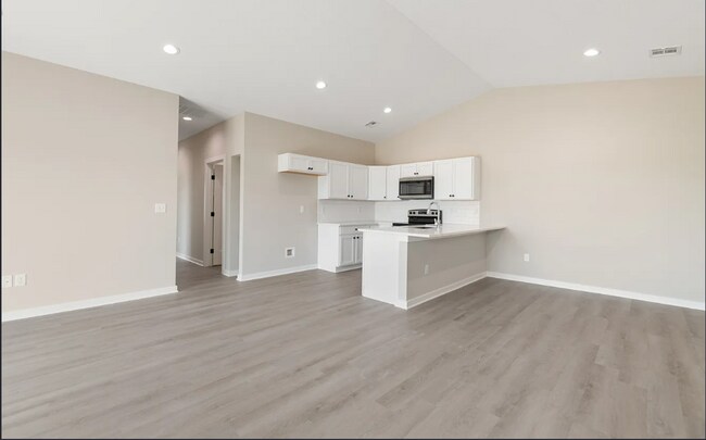 Building Photo - 2155/57 Reece