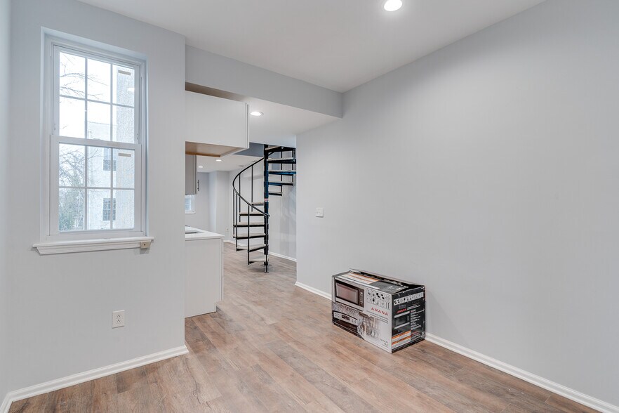 Building Photo - 1713 W Berks St