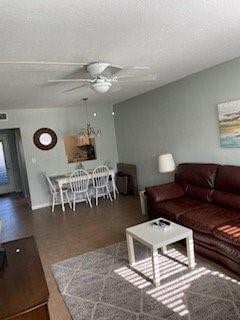 Building Photo - 7837 Golf Cir Dr