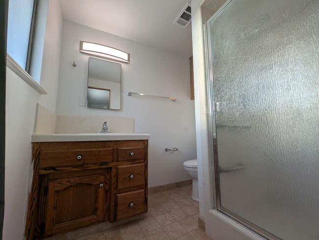 Building Photo - 3334 Fair Oaks Dr