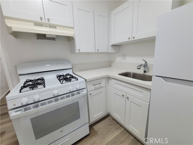 Building Photo - 31951 Outer Hwy 10 S