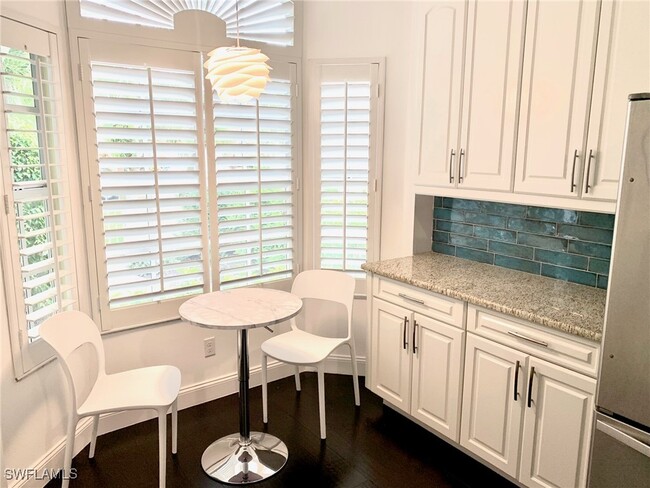 Building Photo - 6537 Ilex Cir