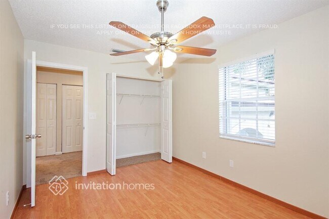 Building Photo - 6161 NW 58th Way