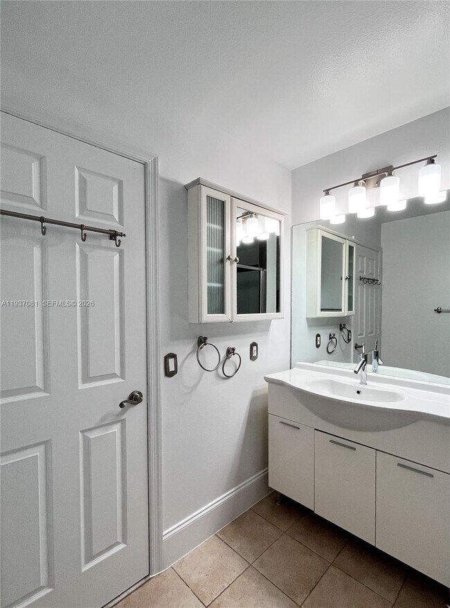 Building Photo - 11697 SW 17th Ct