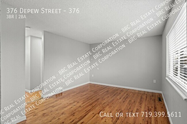 Building Photo - 376 Depew St