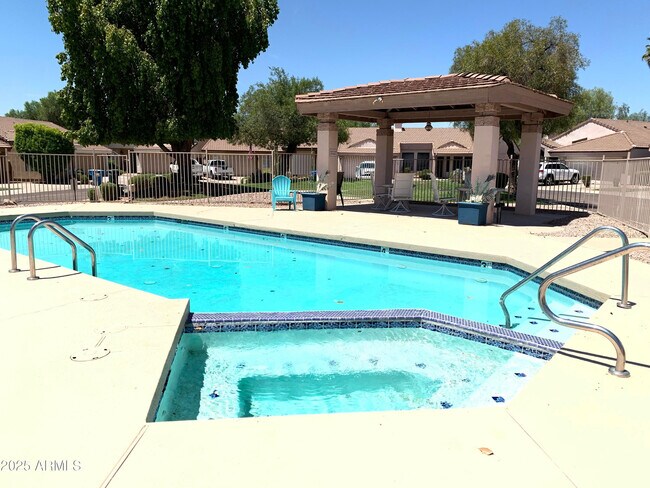 Building Photo - 15440 N 50th Pl