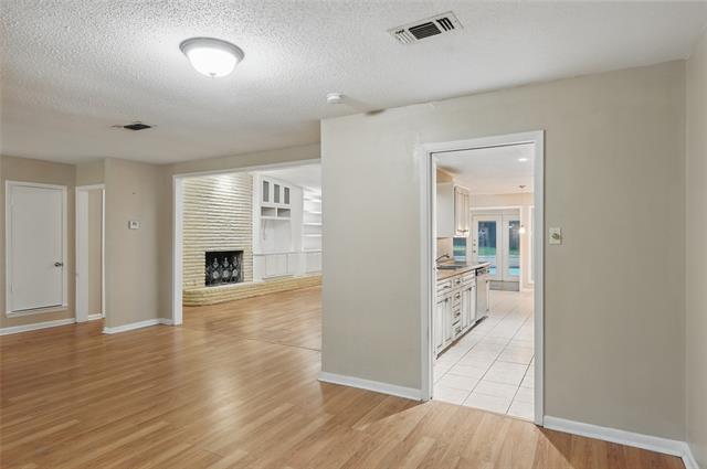 Building Photo - 1425 Wreyhill Dr
