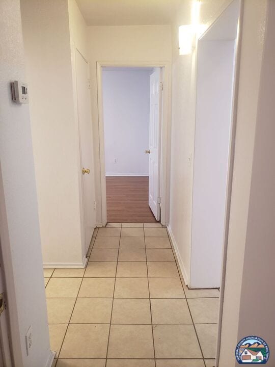 Building Photo - 658 S Cesar Chavez St