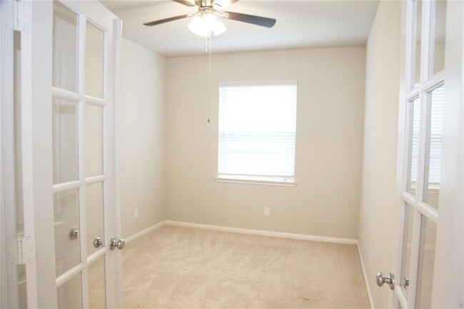 Building Photo - 11911 Di Mari Dr