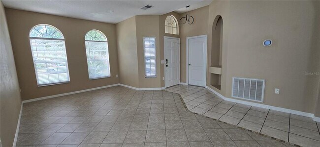 Building Photo - 2227 Oakington St