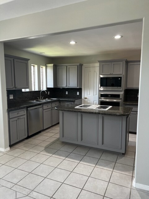 Kitchen - new appliances - 201 San Saba St