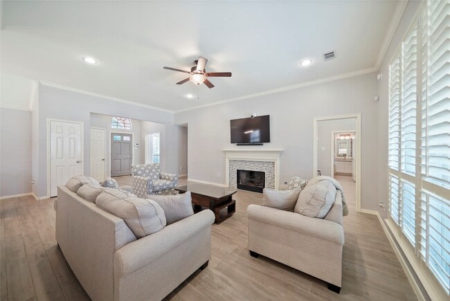 Building Photo - 18619 Camellia Estates Ln