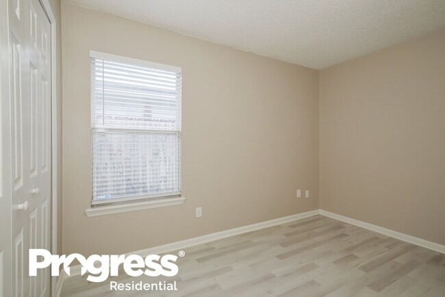 Building Photo - 3045 Hickory Glen Dr