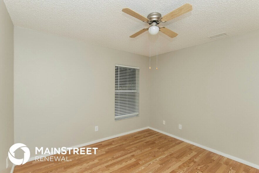 Building Photo - 8125 105th Ct