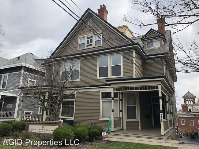 Primary Photo - 2128 Alpine Pl