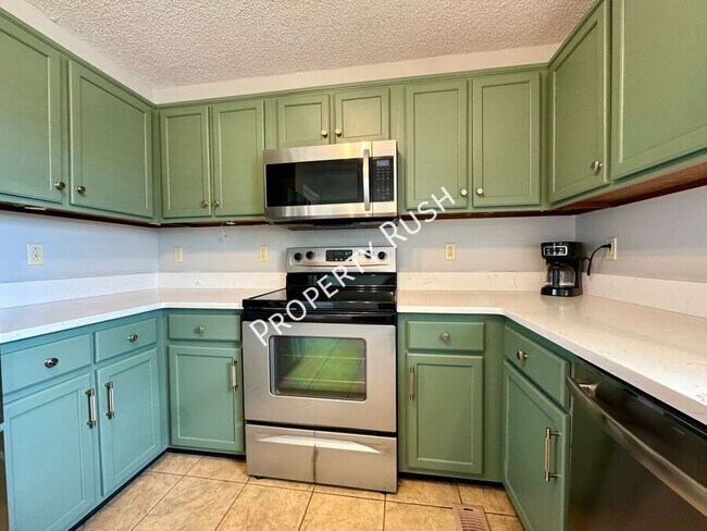Building Photo - 53 Spring Wind Cir
