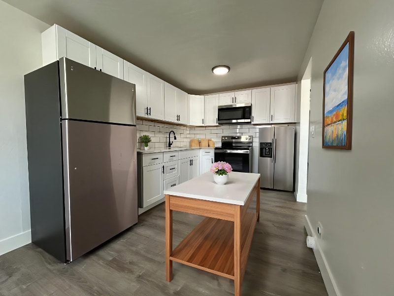 Building Photo - 1801 Parkway Blvd