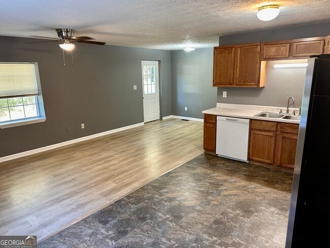 Building Photo - 1769 Teamon Rd