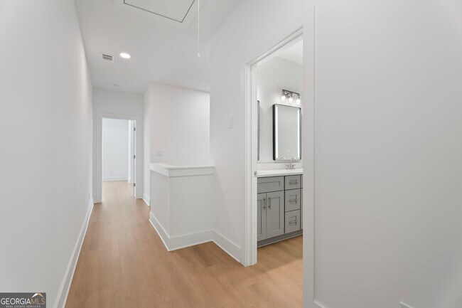 Building Photo - 173 Brush Creek Ct