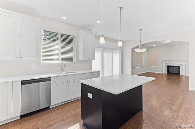 Building Photo - 2951 Andlaur Dr
