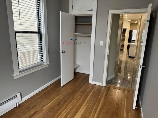 Building Photo - 19-22-22 21st Rd