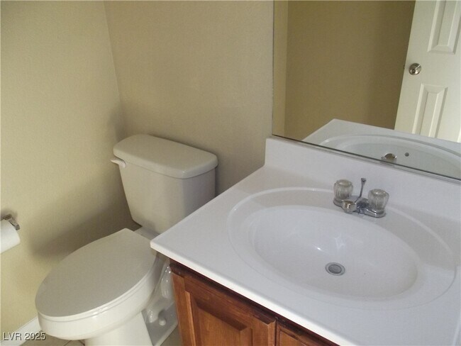 Building Photo - 9037 W Victor Creek Ave