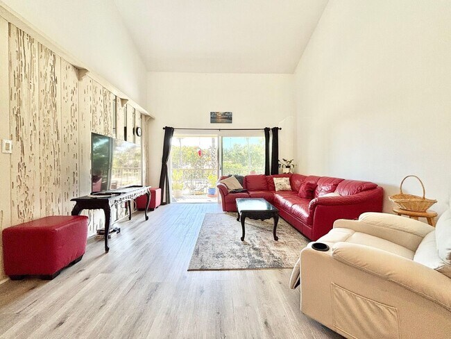 Building Photo - 2 Bedroom + 2 Bathroom Condo | Surfside III | Port Hueneme | Furnished
