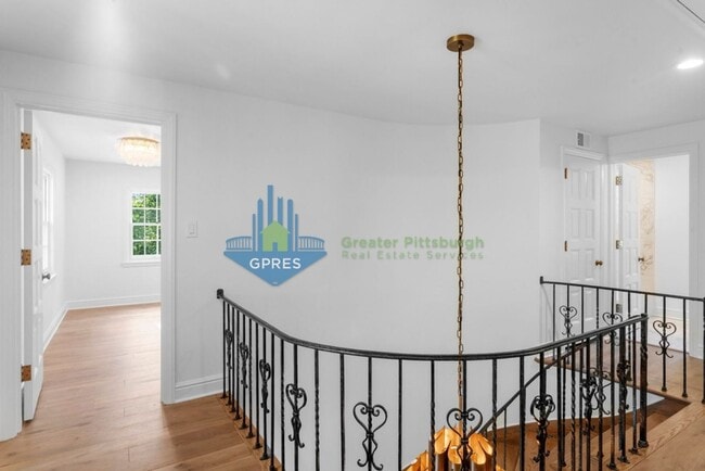 Building Photo - Elegant Fox Chapel 4-Bedroom, 3.5-Bath Home