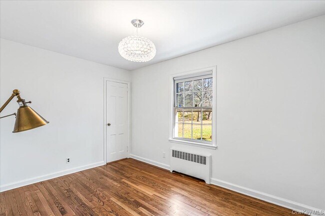 Building Photo - 110 Hegemans Ln