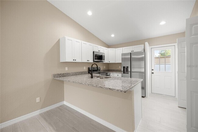 Building Photo - 5795 NW 11th Pl