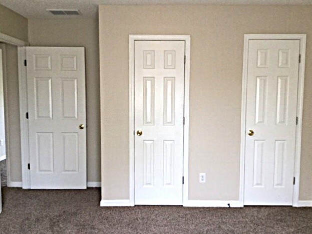 Building Photo - 6514 Highland Oak Dr