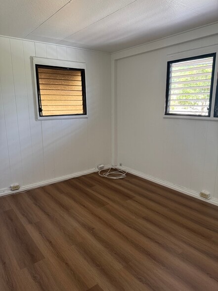 Building Photo - 2046 Palolo Ave