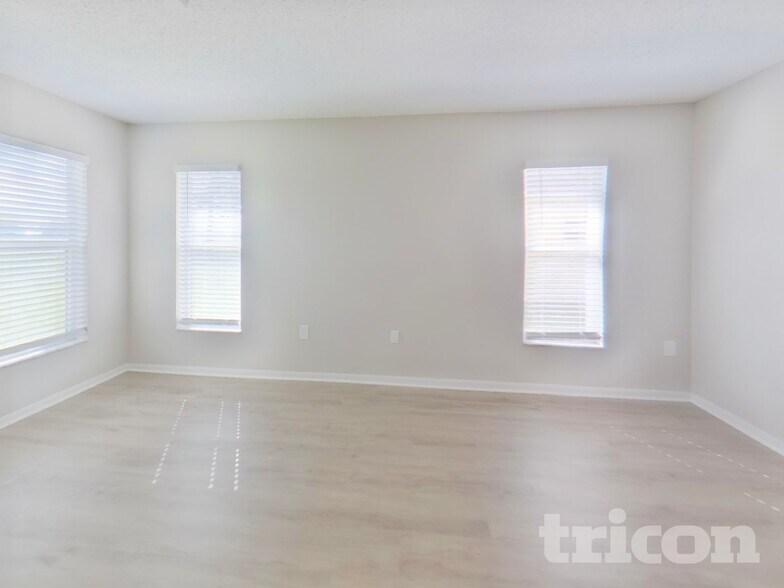 Building Photo - 1044 Darlington Ct