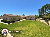 Building Photo - Beautifully upgraded LARGE home with a pool and basketball court in Mockingbird Canyon!