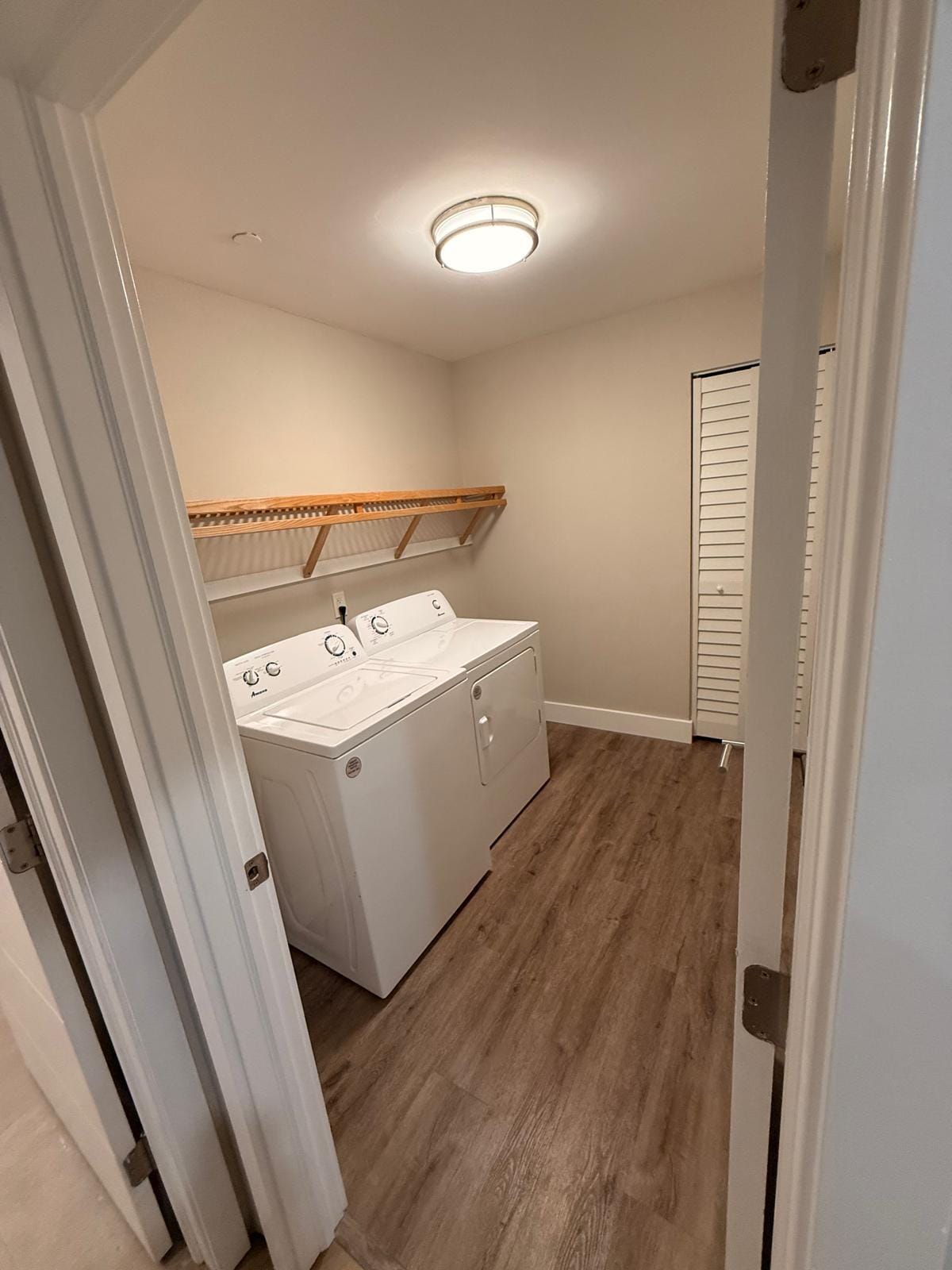 Large Laundry Room - 330 NW 67th St