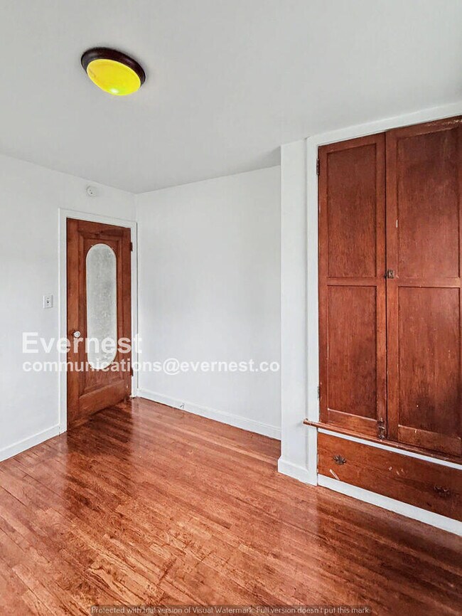 Building Photo - 3812 Drexel Dr