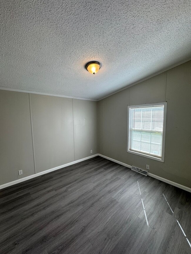 Building Photo - 236 Kue Pass