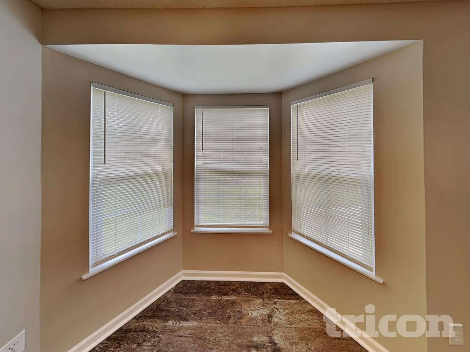 Building Photo - 136 Cherry Laurel Dr