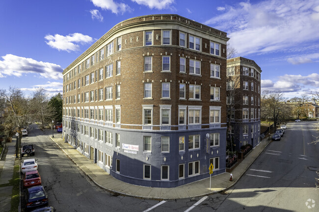 The Roosevelt Apartments - 415 County St New Bedford MA 02740 ...