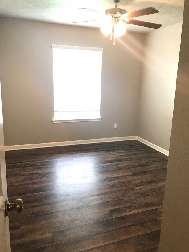 Building Photo - 4108 Summer Haze Ct