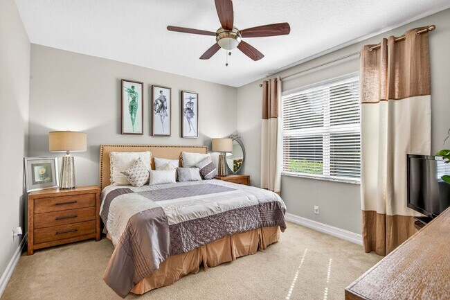 Building Photo - Furnished Rental