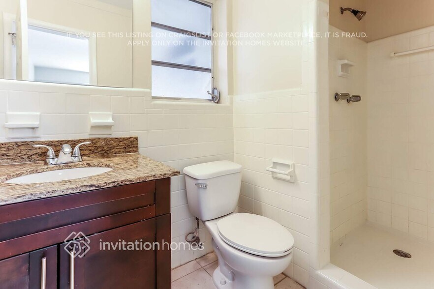 Building Photo - 3441 SW 20th Ct